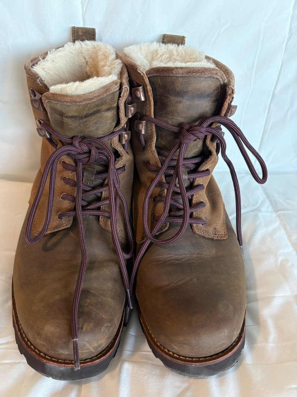 UGG Men's Brown Leather Shearling-Lined Lace-Up Boots